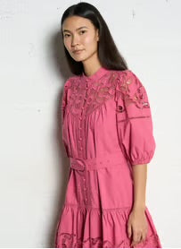 Suncoo
Short lace belted dress - Pink – CATY
