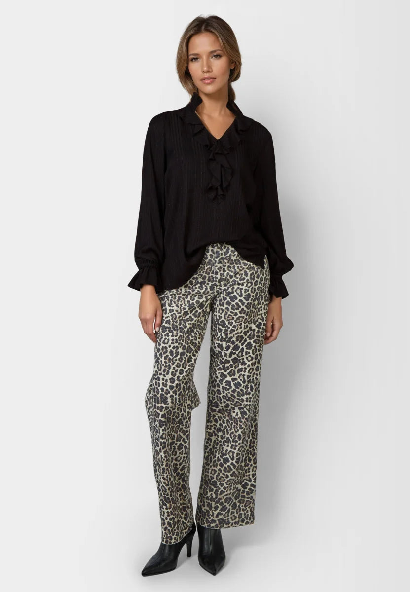 Blouse with ruffle details in black varied