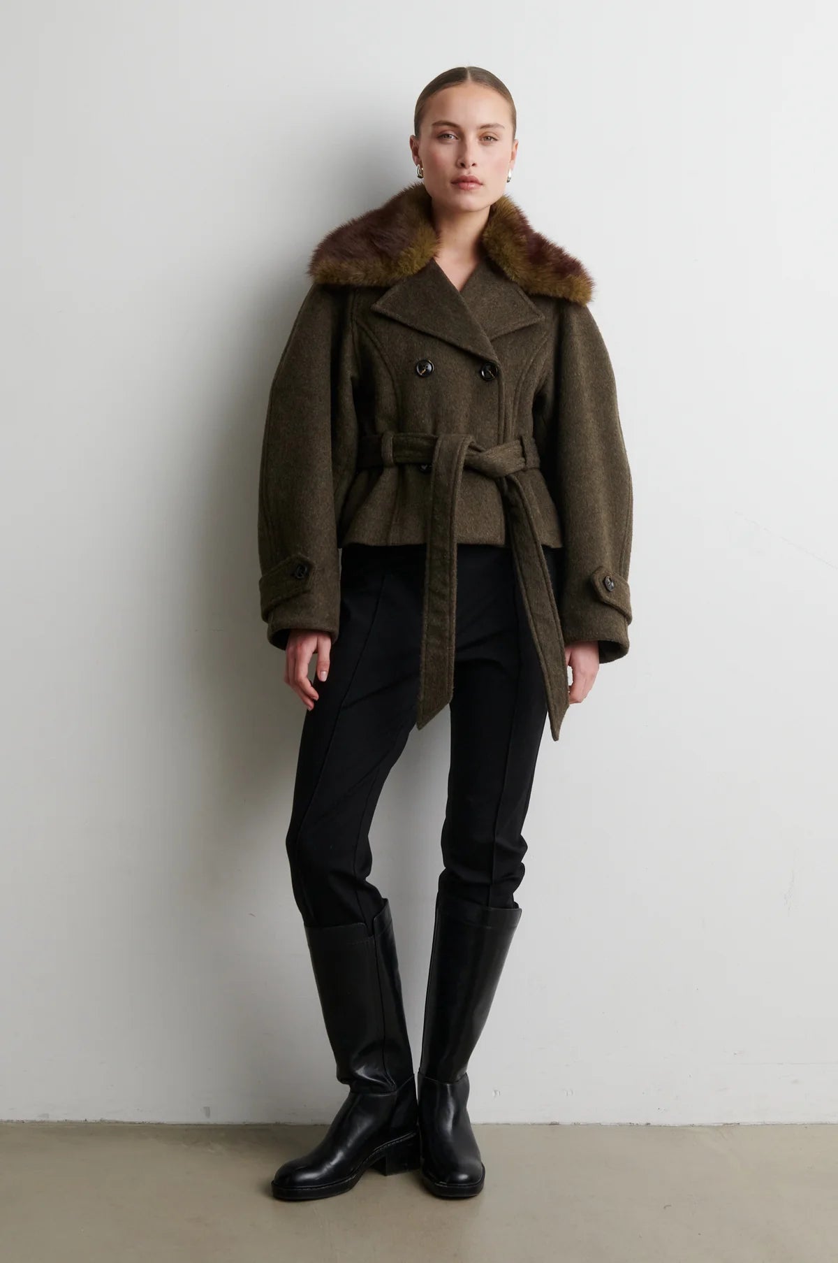 Agola Belt Jacket black olive