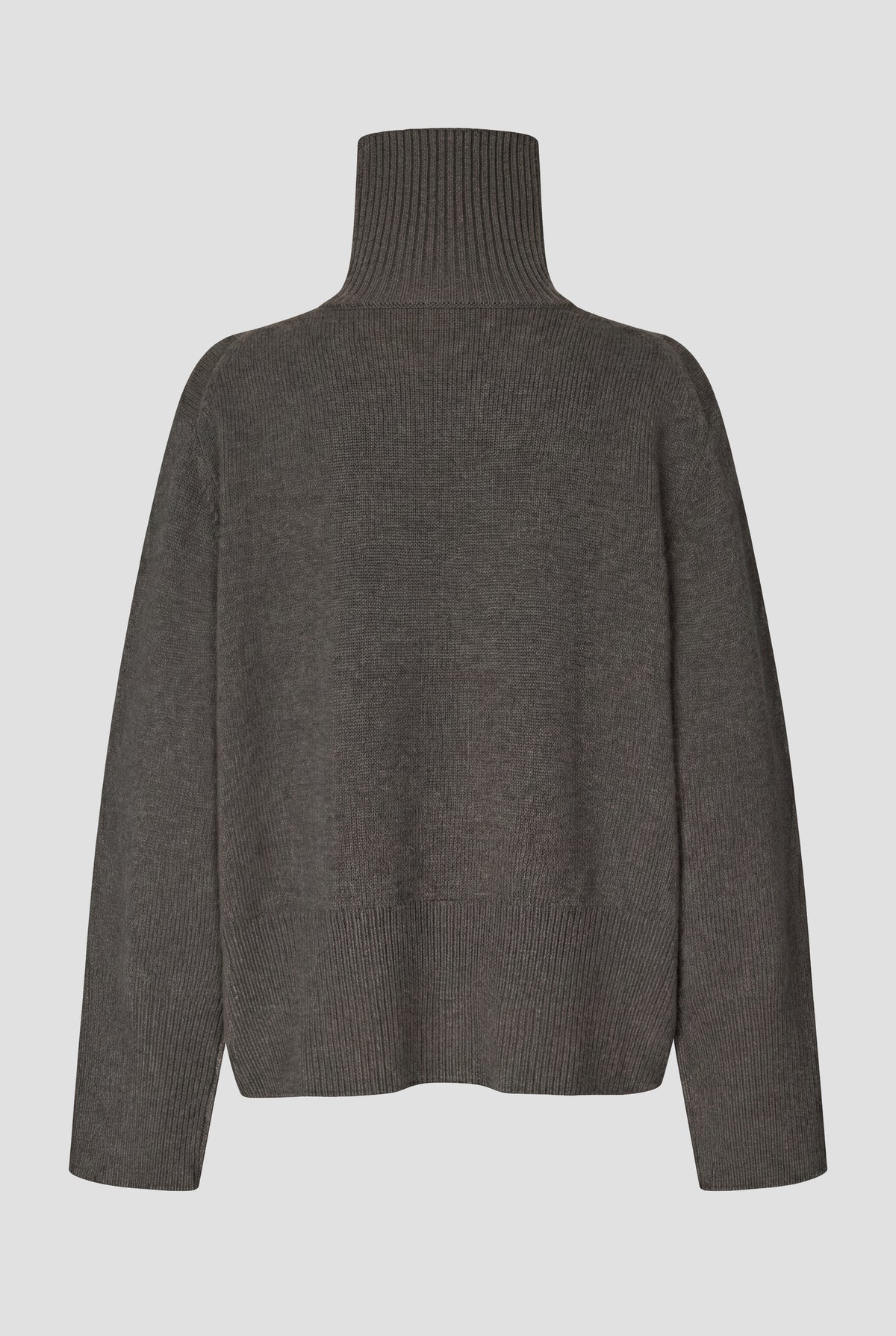 Alpha Knit T-Neck in black olive