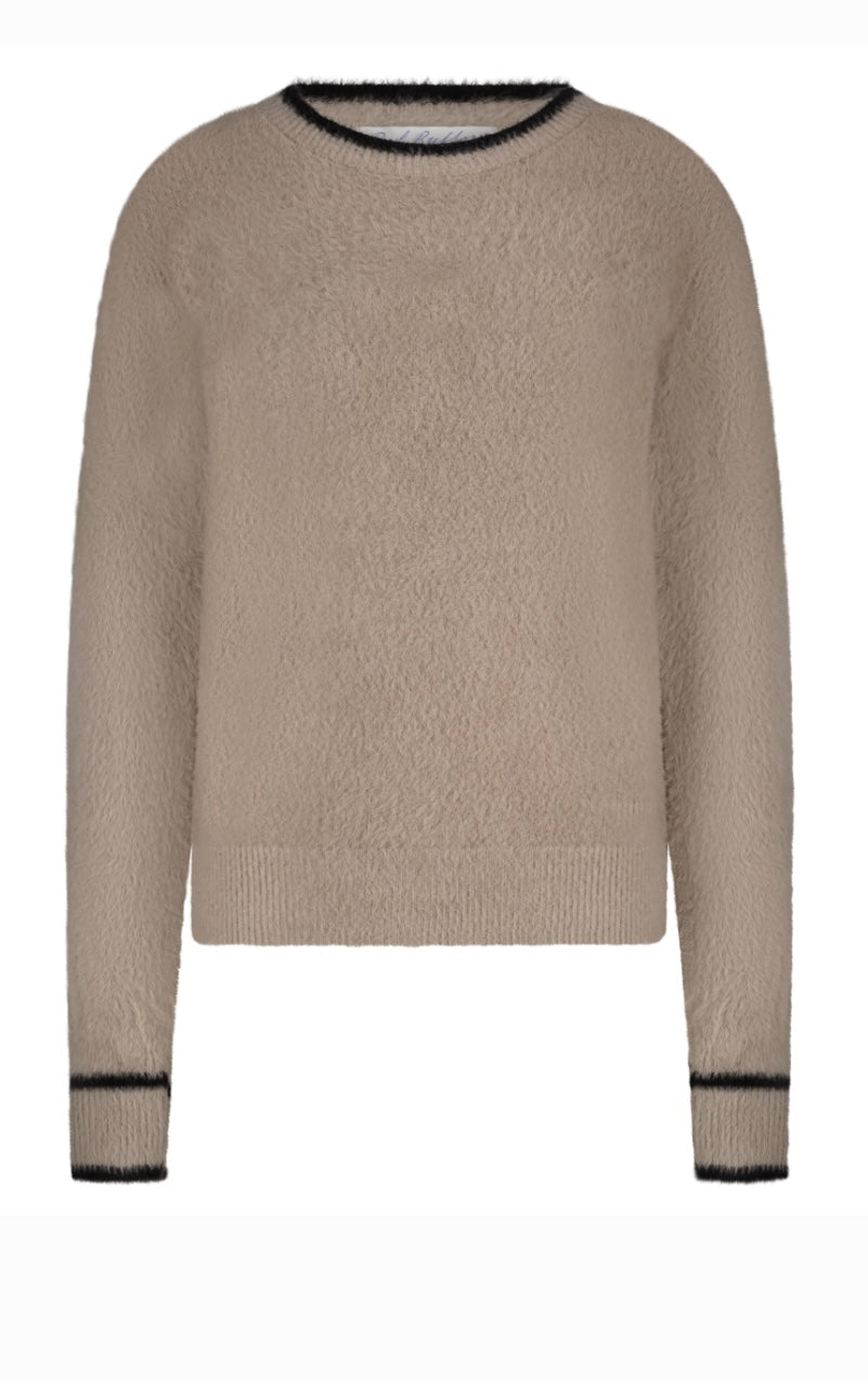 Fluffy Sweater & Contrast Clay/Black