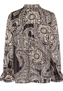 Blouse in blow-up paisley print