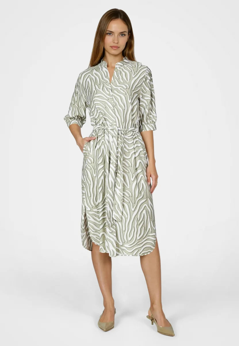 Dress with casual print in khaki