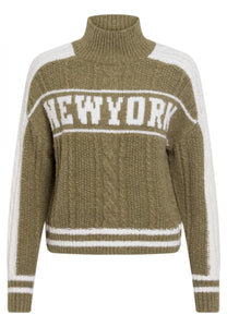 Cable-Knit Sweater with Logo Intarsia in Green varied