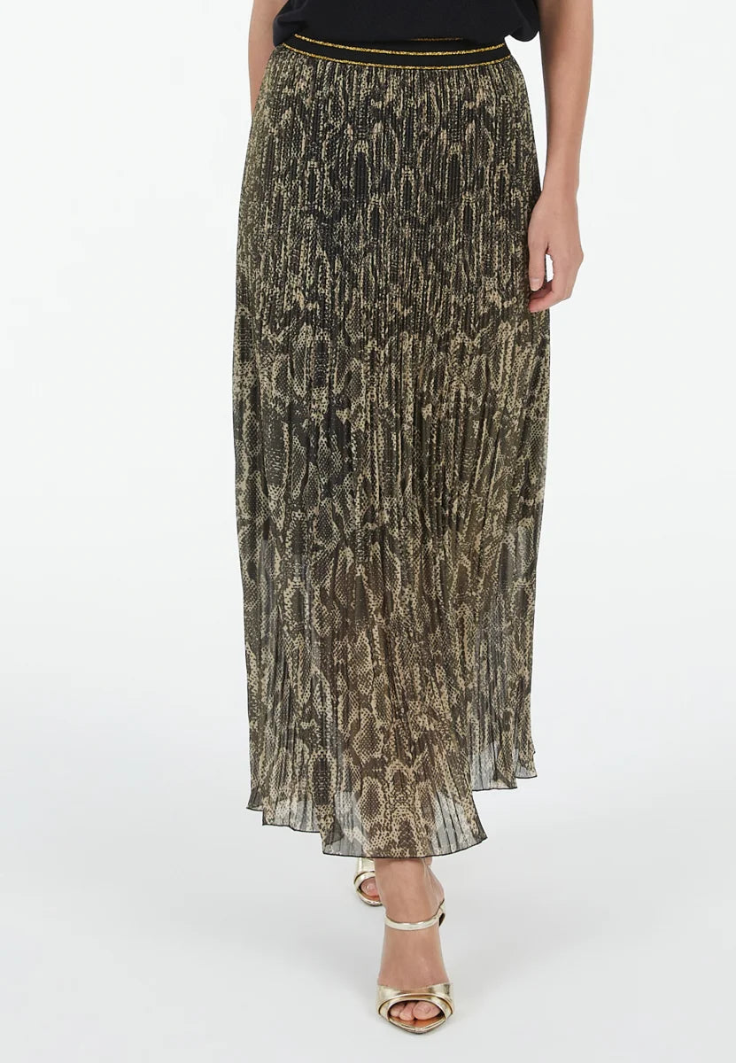 Pleated skirt in sparkling animal print