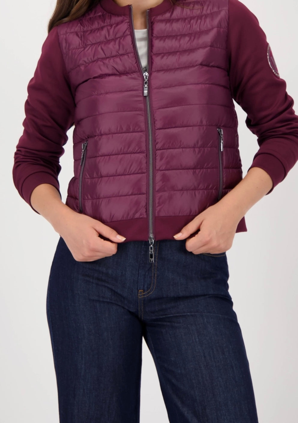 QUILTED JACKET WITH NEOPRENE
COLOR:Bordeaux