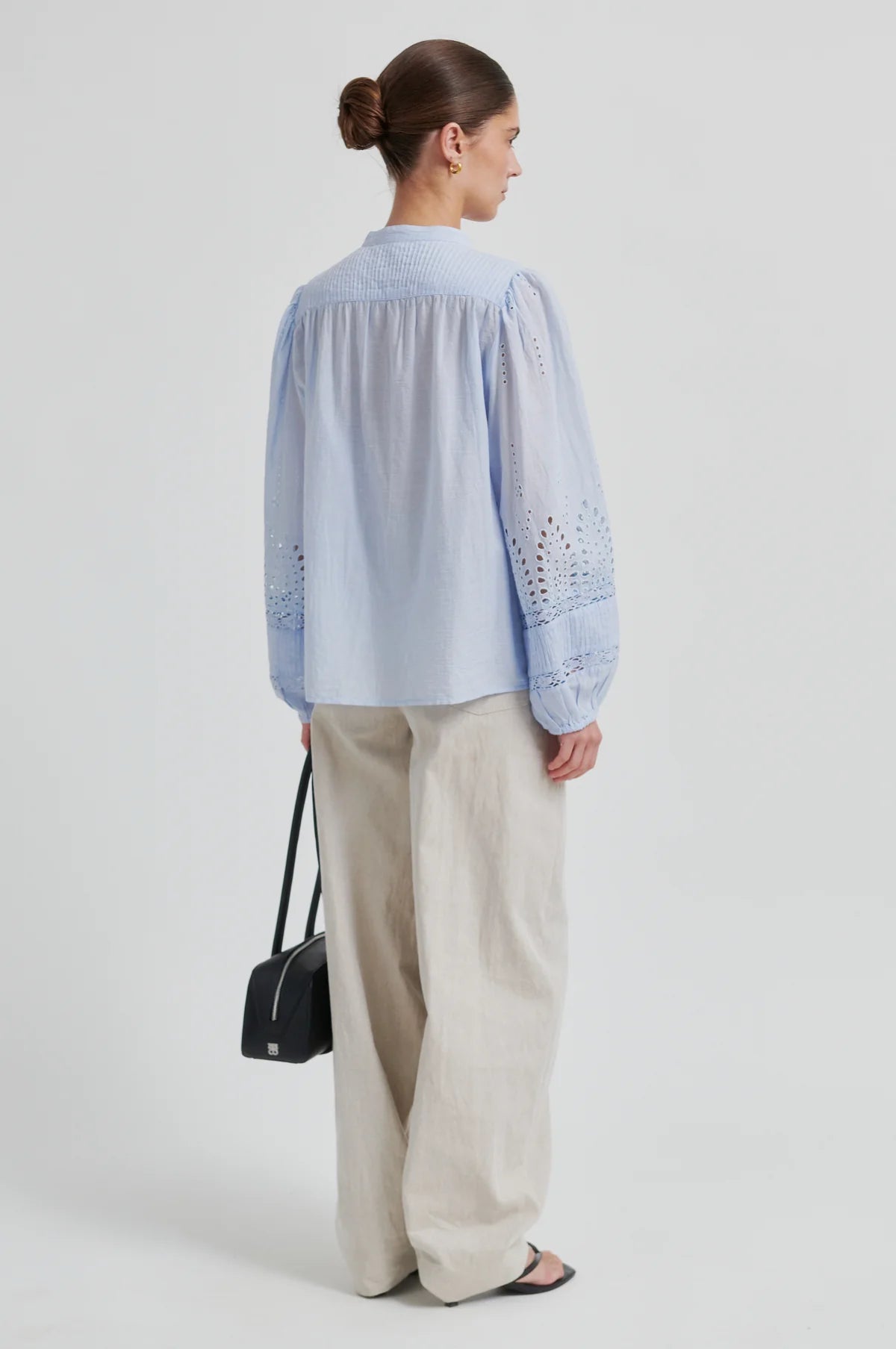 Camil Shirt in windsurfer