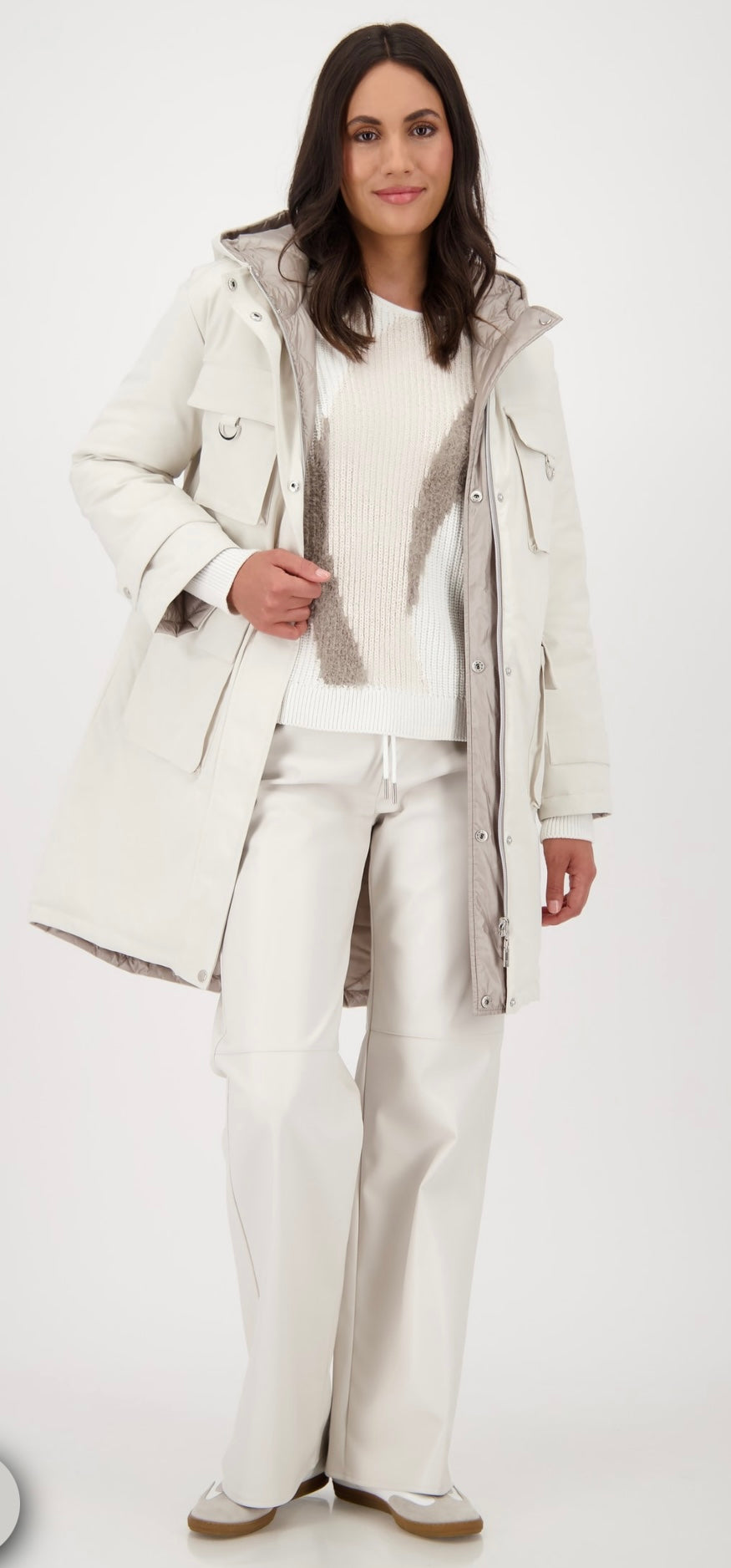 REVERSIBLE COAT
COLOR: Oat milk