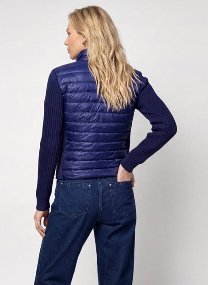 Monari Quilted Jacket
With Knitted Sleeves in navy