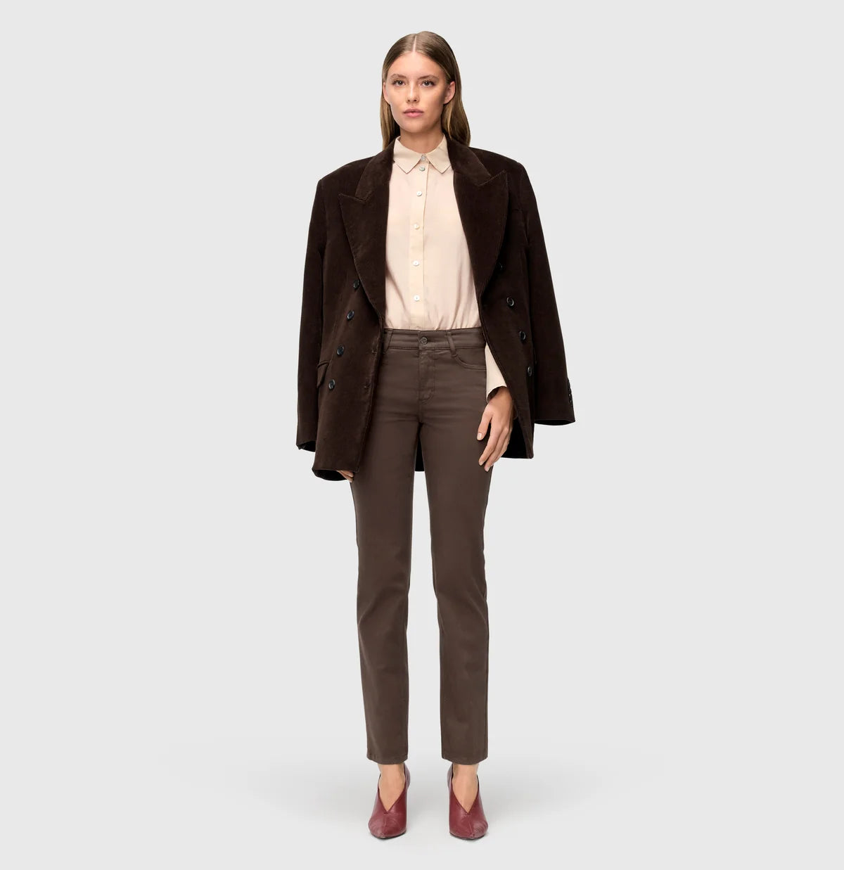 Dream Denim in deep brown 290R