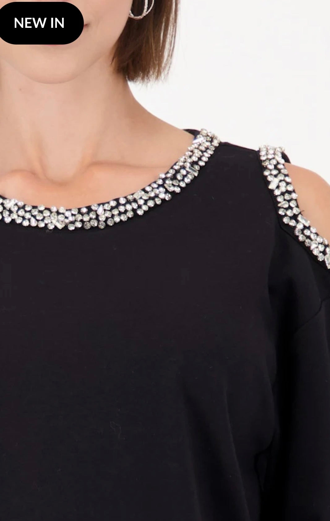 DECORATIVE TRIM CUT OUT SWEATER - BLACK