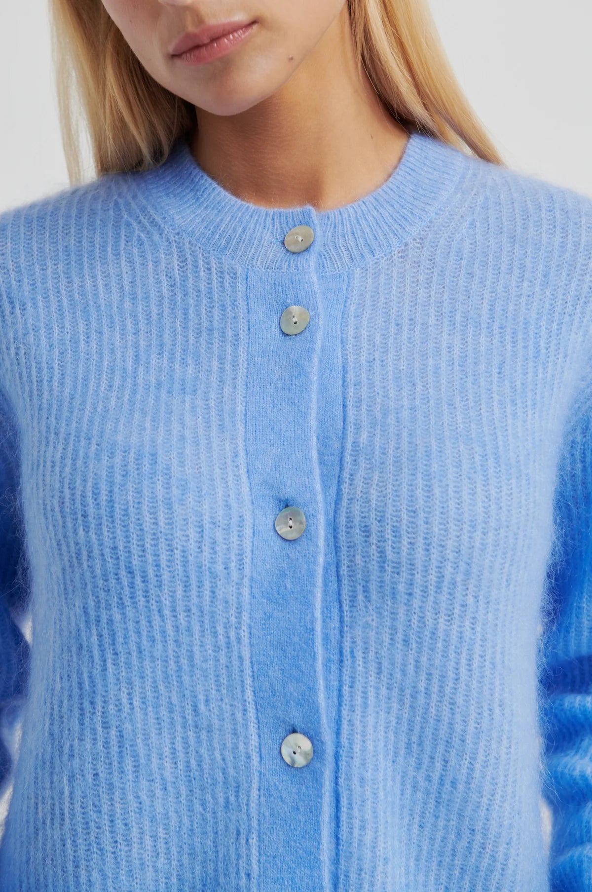Andrea Knit Rib LS Cardigan in frozen forjd