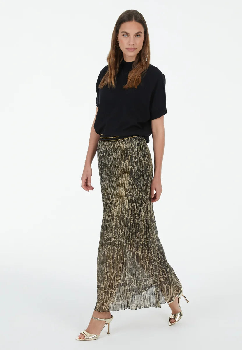 Pleated skirt in sparkling animal print