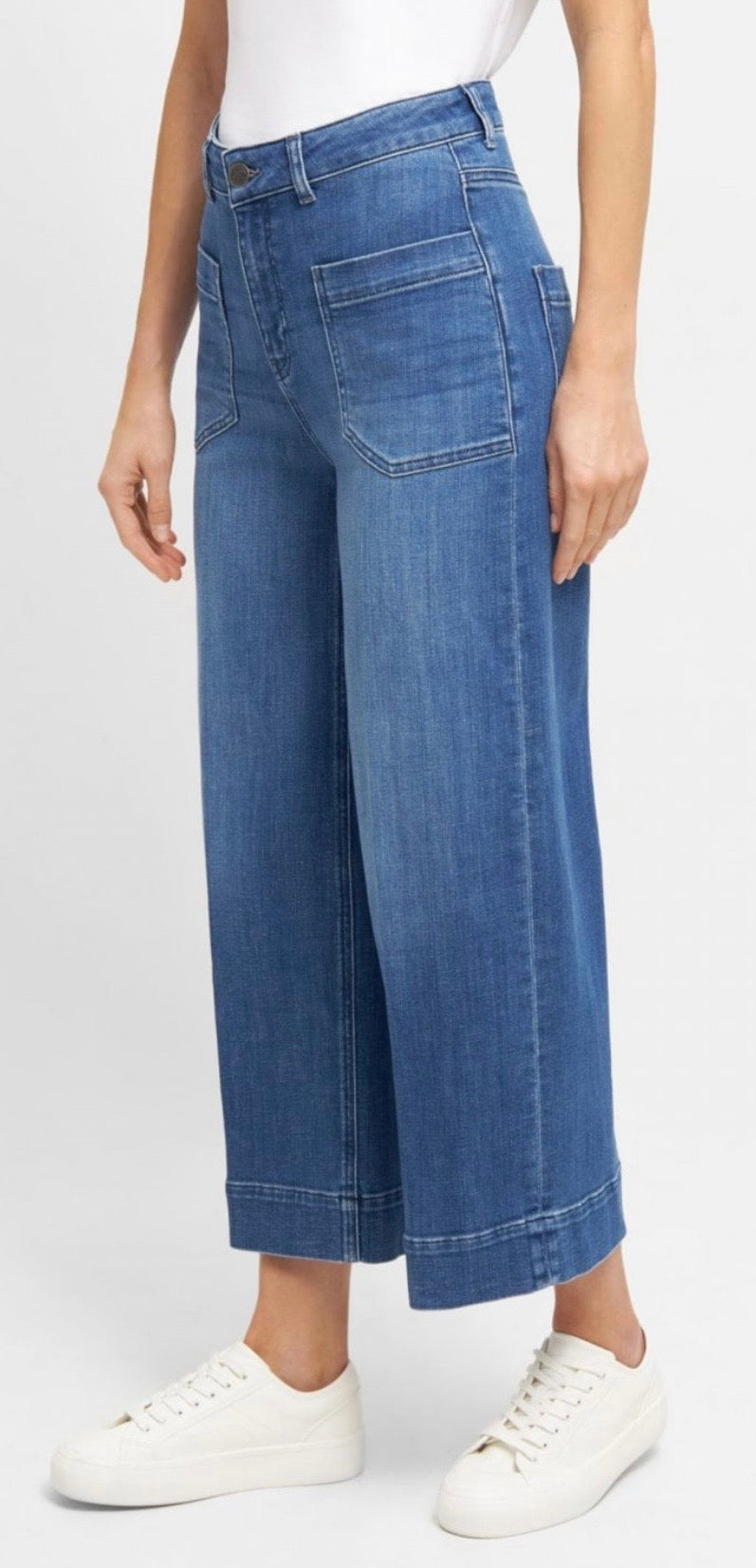 RAFFAELLO ROSSI
Miru Wide Leg Jean
Blue