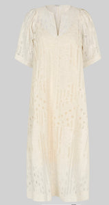 Nete Dress in coconut milk