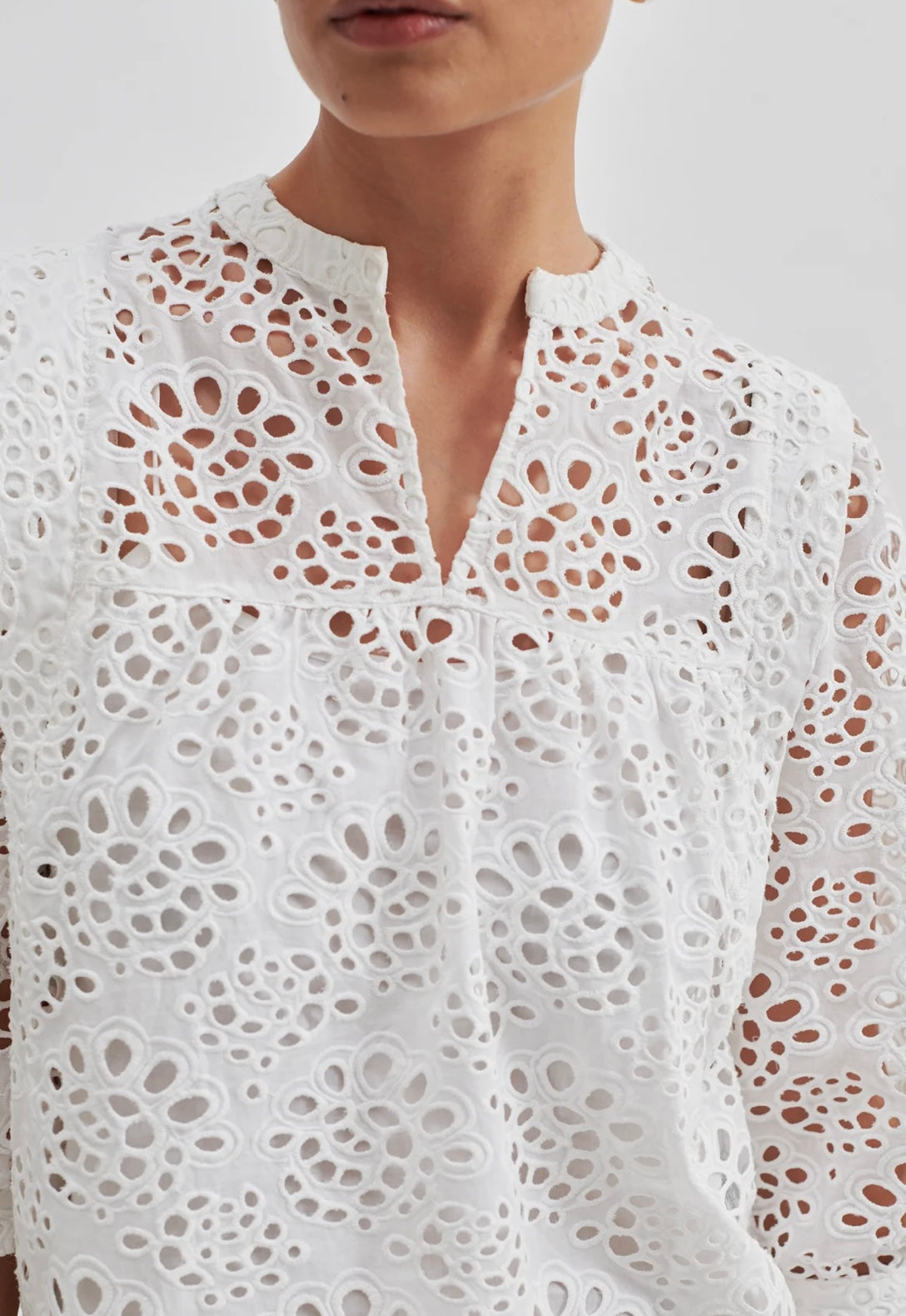 Stefanie Blouse in white