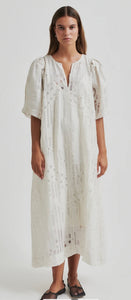 Nete Dress in coconut milk