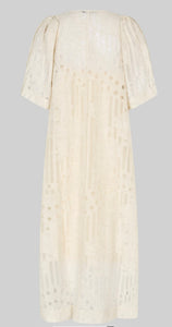 Nete Dress in coconut milk