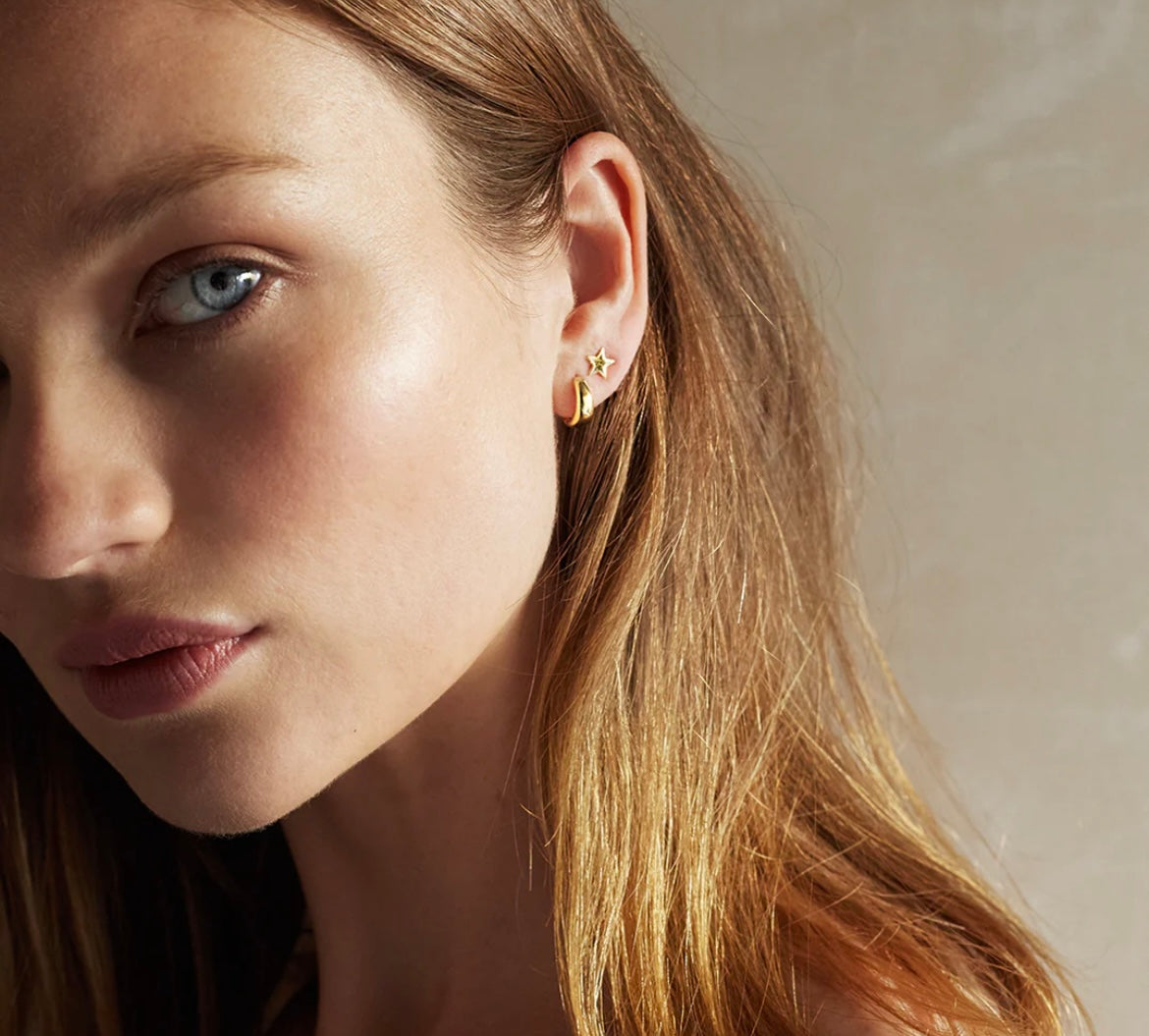Gold Star Stud