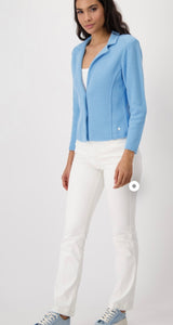 KNITTED BLAZER WITH RICE GRAIN PATTERN
COLOR: Spring water