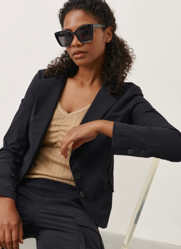 Atina Blazer Technical Jersey
Black