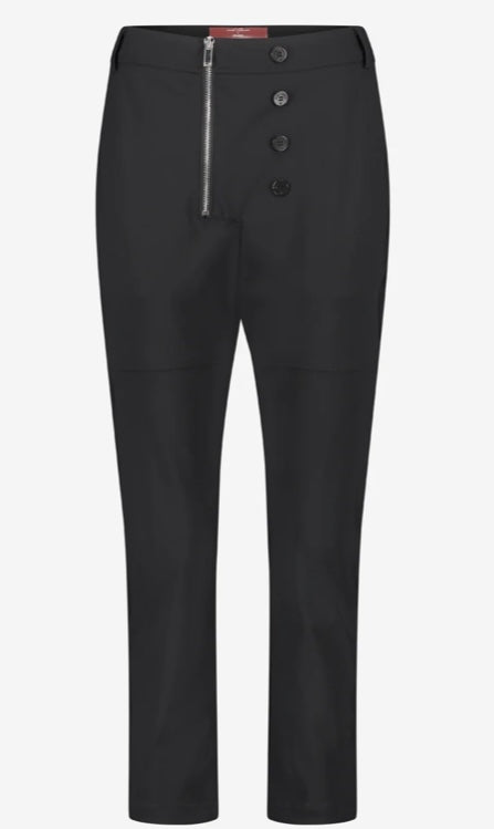 Miliana Pants Technical Jersey
Black