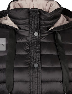 Buffer jacket with quilted panels