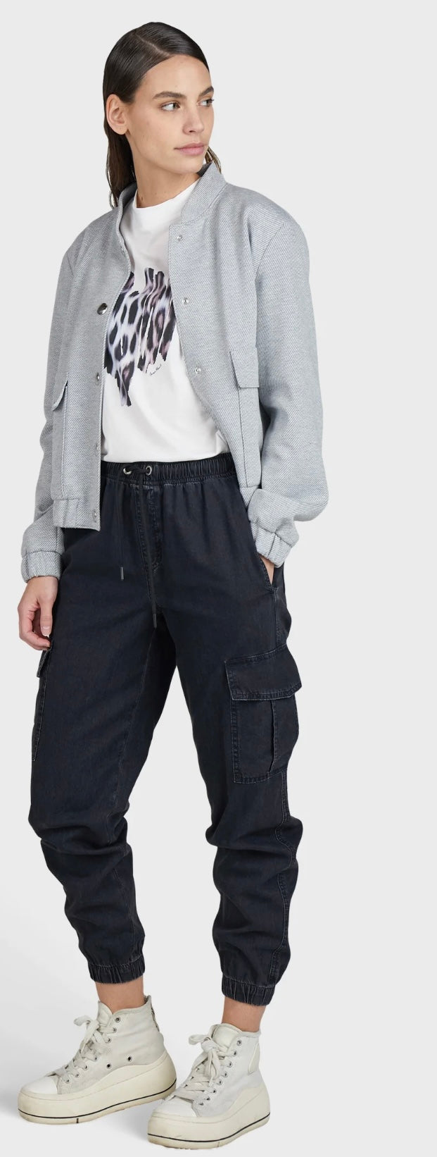 Twill-look jersey bomber jacket in medium grey melange varied