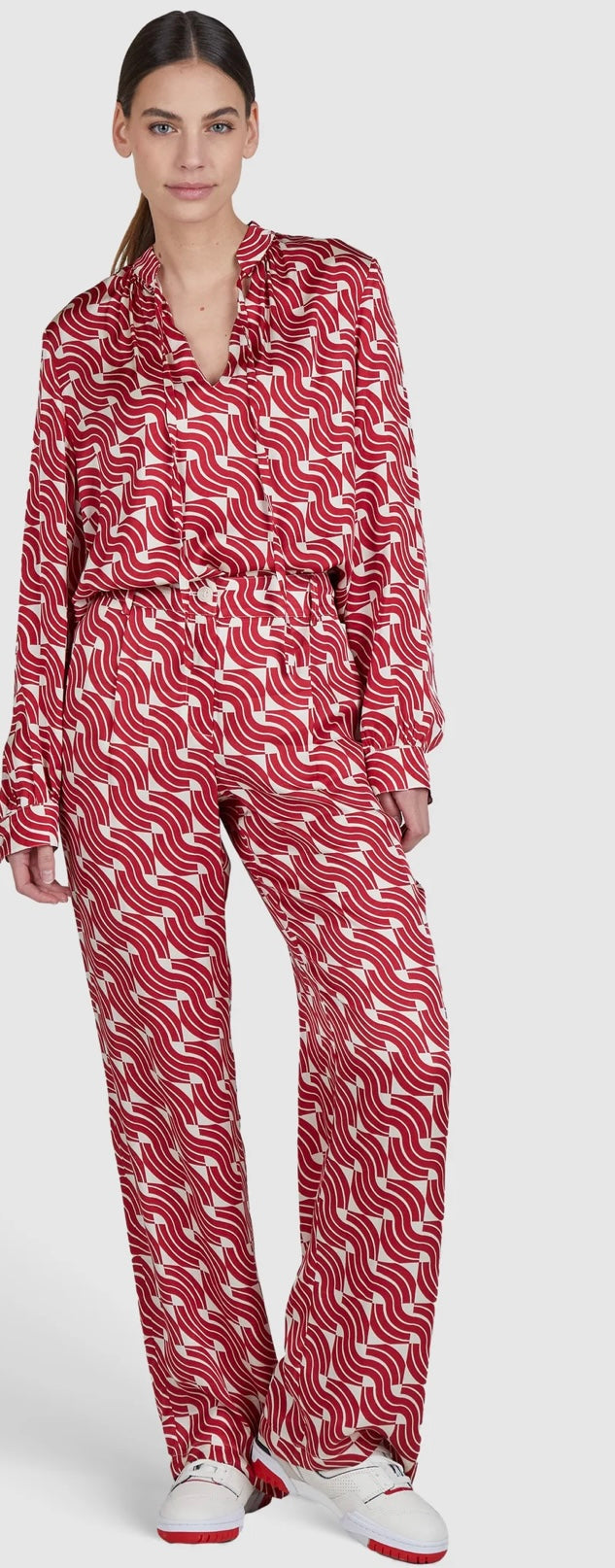 Blouse with geometric print