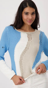 KNITTED JUMPER WITH INTARSIA PATTERN
COLOR: Spring water