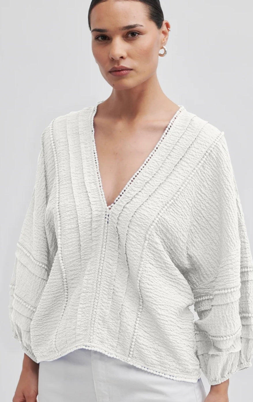 Mallani Blouse Snow White - Long sleeved blouses