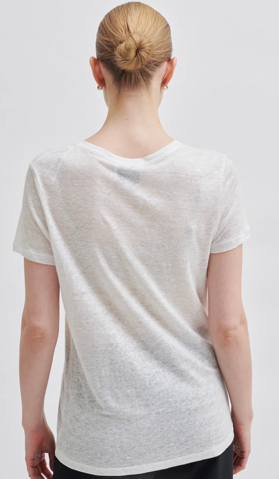 Peony O-Neck Tee white