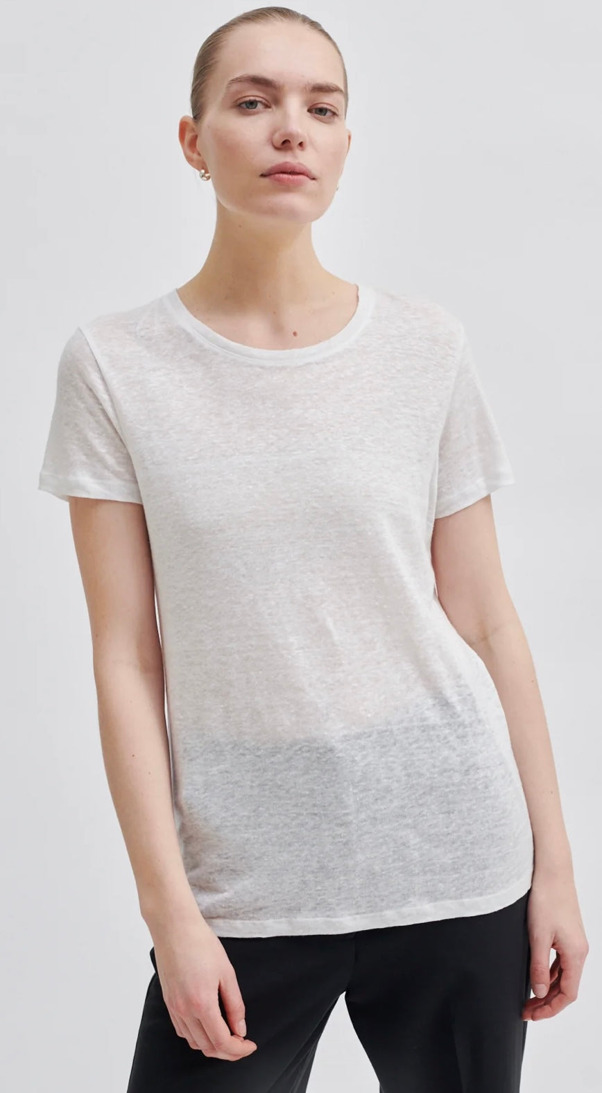 Peony O-Neck Tee white