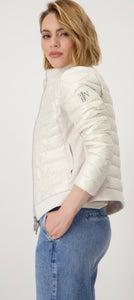 QUILTED JACKET WITH NEOPRENE
COLOR:CREAMY BEIGE