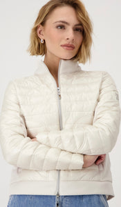 QUILTED JACKET WITH NEOPRENE
COLOR:CREAMY BEIGE