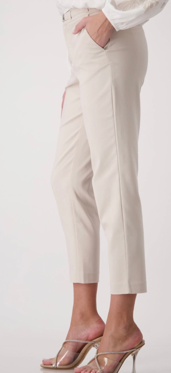 ELEGANT BUSINESS TROUSERS
COLOR:WARM SAND