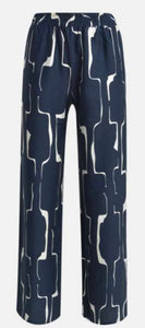 Wide leg pants with elastic waist in navy print