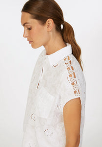 Blouse in embroidered poplin