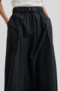Alisa skirt in black