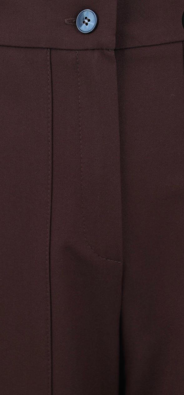 Serra long trouser in burnt brown