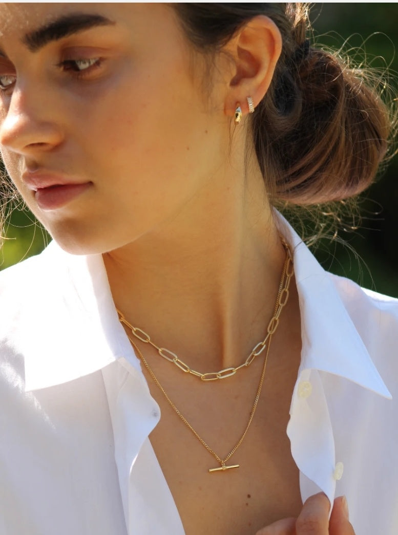 Gold T-Bar Curb Chain