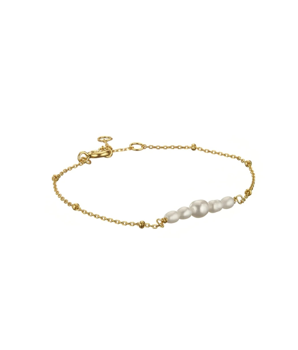 Gold Pearl Bracelet