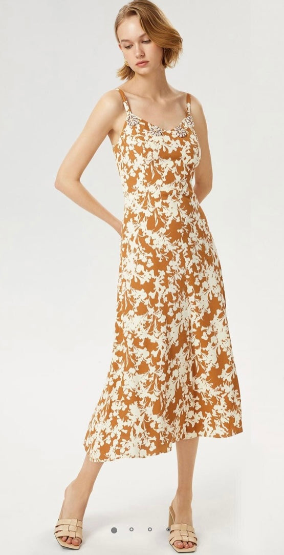 EXQUISE PRINTED NARROW STRAP MIDI DRESS BEIGE  MULTI