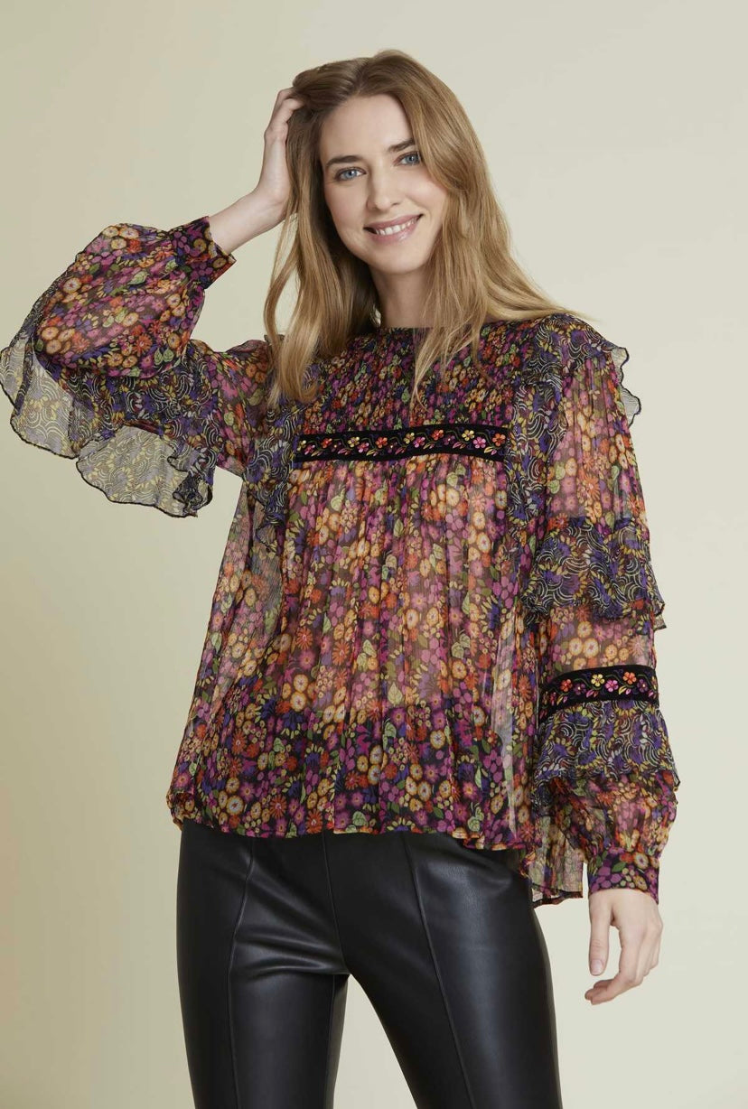 Care blouse